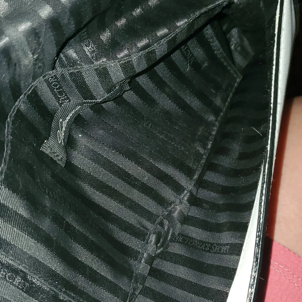 Victoria's Secret Lazer Cut Crossbody Bag - Picture 3 of 5